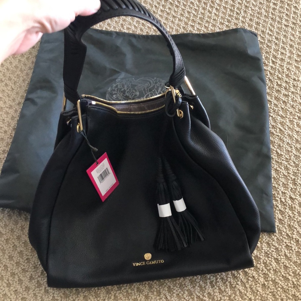 Vince Camuto Cesil Hobo purse bag leather black NWT